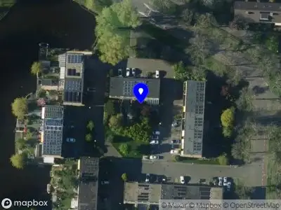 112 melding Brandweer met grote spoed naar de Lisztstraat in Alkmaar vanwege afhijsen patient