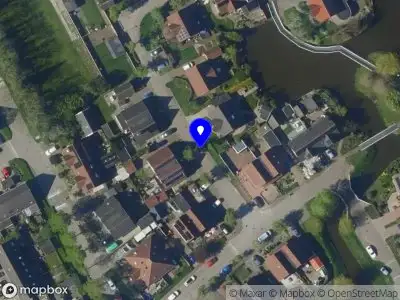 Ambulance met grote spoed naar de Hoge Weis in Opperdoes