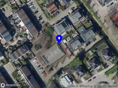Ambulance met grote spoed naar de Willem-Alexanderplantsoen in Barendrecht