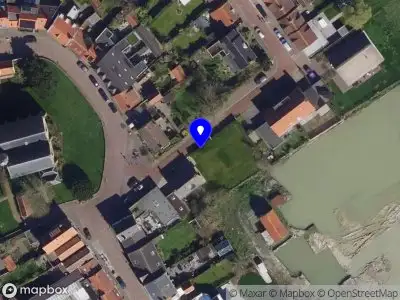 Brandweer met grote spoed naar de Zwartepolderweg in Cadzand vanwege reanimatie