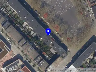 Ambulance met gepaste spoed naar de Bospolderplein in Rotterdam