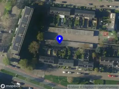 Brandweer met grote spoed naar de Abelenlaan in Oudorp vanwege afhijsen patient