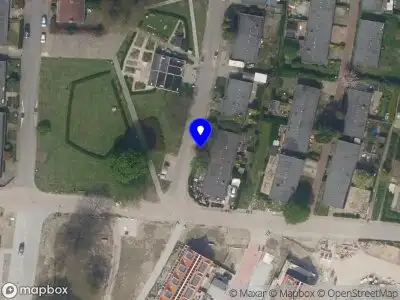 Brandweer met gepaste spoed naar de Wevershoekstraat in Rotterdam vanwege afgaan automatisch brandalarm