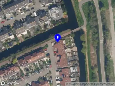 Ambulance met gepaste spoed naar de Mary Zeldenruststraat in Schiedam