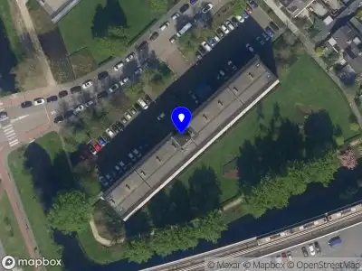 Ambulance met gepaste spoed naar de Merellaan in Capelle aan den IJssel