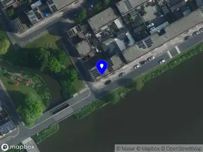 Ambulance met grote spoed naar de Kouwenoordweg in Amsterdam