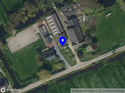 Ambulance met grote spoed naar de Brandwijksedijk in Brandwijk