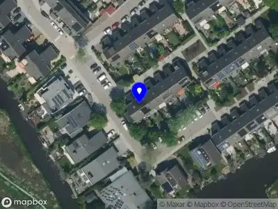 Ambulance met gepaste spoed naar de Zandbeek in Zaandam