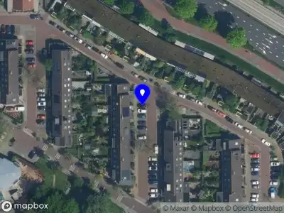 Ambulance met gepaste spoed naar de Dragonstraat in Haarlem