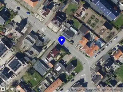 Brandweer met gepaste spoed naar de Molenweg in Oudenhoorn vanwege afhijsen patient