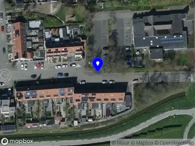 Ambulance met grote spoed naar de Pimpelmees in Sommelsdijk