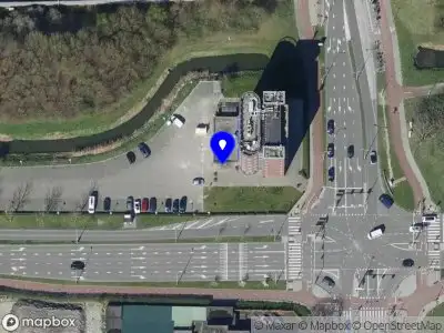 Politie naar de Henry Dunantlaan in Barendrecht