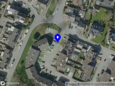 Brandweer en politie met grote spoed naar de Omstraat in Born vanwege waarnemen gaslucht