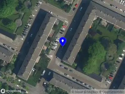 Ambulance met gepaste spoed naar de Duinluststraat in Amsterdam