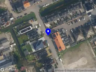 Ambulance met grote spoed naar de Brinklande in Pijnacker