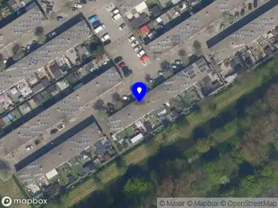 Ambulance met grote spoed naar de Welschapstraat in Rotterdam