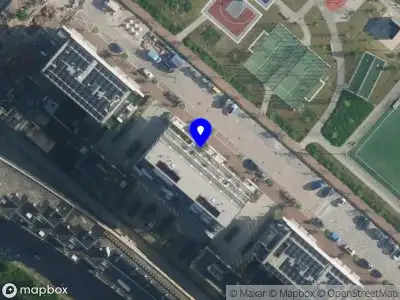 Traumahelikopter naar de Eef Kamerbeekstraat in Amsterdam