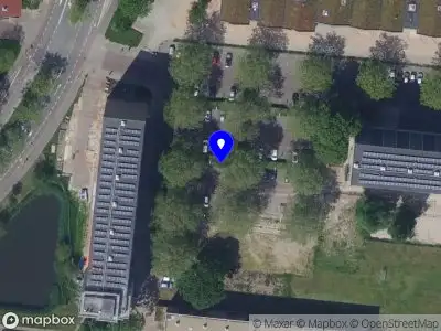 Ambulance met gepaste spoed naar de De Sitterstraat in Dordrecht