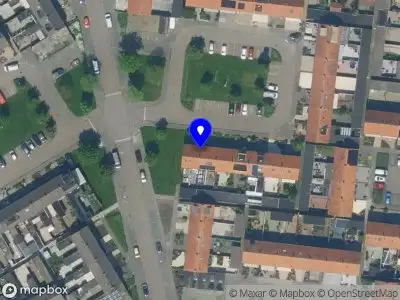 Ambulance met gepaste spoed naar de Broekerhavenplantsoen in Volendam