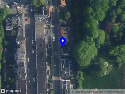 Ambulance met grote spoed naar de Spijtellaantje in Amsterdam