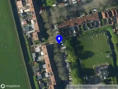 Brandweer met grote spoed naar de Stijgbeugel in Zwaag vanwege reanimatie