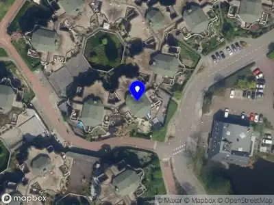 Ambulance met gepaste spoed naar de Tankenberg in Capelle aan den IJssel