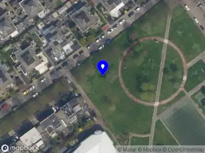 Ambulance met gepaste spoed naar de Clara de Vriesstraat in Rotterdam