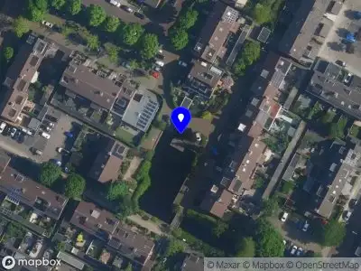 Ambulance met grote spoed naar de Albert Verweijlaan in Hillegom