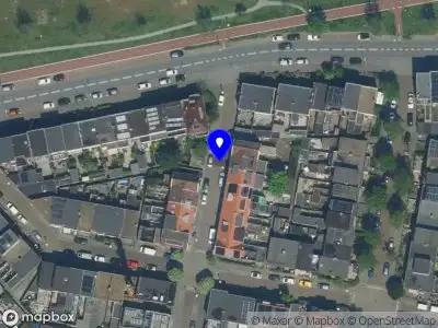 Ambulance met gepaste spoed naar de Van Linschotenstraat in IJmuiden