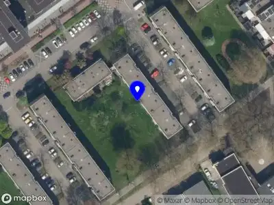 Brandweer met grote spoed naar de Van Tienhovenstraat in Schiedam vanwege stankoverlast