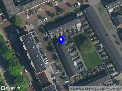 Ambulance met gepaste spoed naar de Krabbendamstraat in Amsterdam