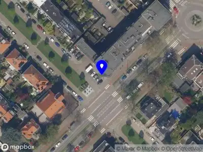 Ambulance met gepaste spoed naar de Burgemeester Knappertlaan in Schiedam