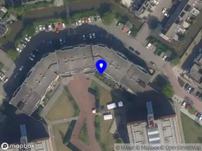 Brandweer en politie met grote spoed naar de Johan Jongkindrade in Capelle aan den IJssel vanwege middelgrote brand