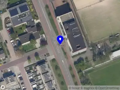 Ambulance met grote spoed naar de Korhoenlaan in Vlaardingen