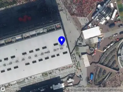 Ambulance met grote spoed naar de Westnieuwland in Rotterdam