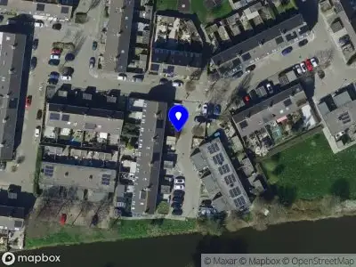 112 melding Ambulance met gepaste spoed naar de L. Verweelstraat in Spijkenisse