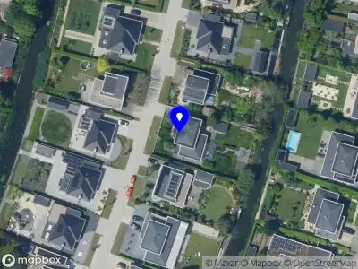 Brandweer met grote spoed naar de Albatroslaan in Lelystad vanwege voertuigbrand