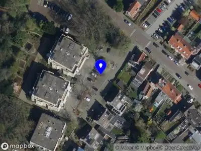 Brandweer met grote spoed naar de Madame Curieplein in Breda vanwege gebouwbrand