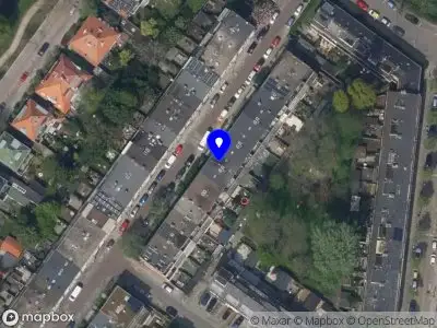 Ambulance met grote spoed naar de Zegenstraat in Rotterdam