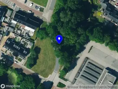 Brandweer met gepaste spoed naar de E E G laan in Coevorden vanwege afhijsen patient