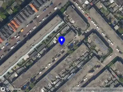 Ambulance met grote spoed naar de Narcissenstraat in Rotterdam