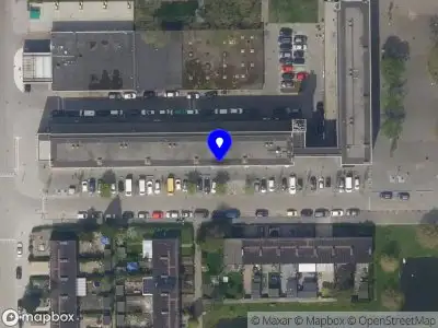 Ambulance met grote spoed naar de Kerstendijk in Rotterdam