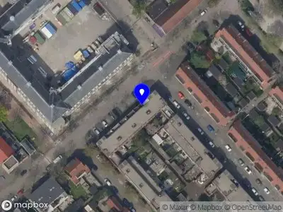 Ambulance met grote spoed naar de Sikkelstraat in Rotterdam