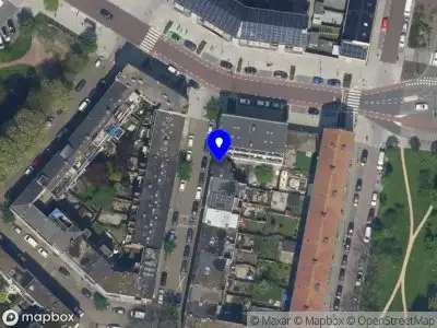 Traumahelikopter naar de Newtonstraat in Schiedam