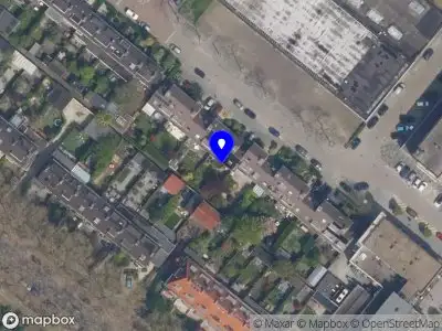 Ambulance met gepaste spoed naar de Lijsterlaan in Rotterdam