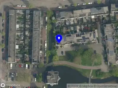 Ambulance met grote spoed naar de Reeuwijkpolderplantsoen in Gouda