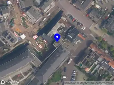 Ambulance met grote spoed naar de De Vlashoeck in Bergschenhoek