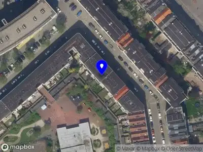 Ambulance met grote spoed naar de Transvaalstraat in Rotterdam