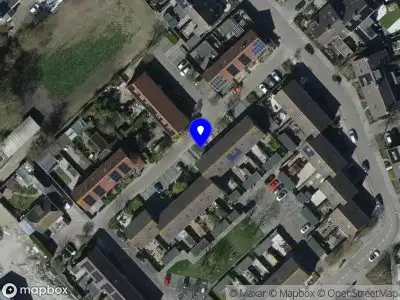 Ambulance met grote spoed naar de Stenenbaak in Ouddorp