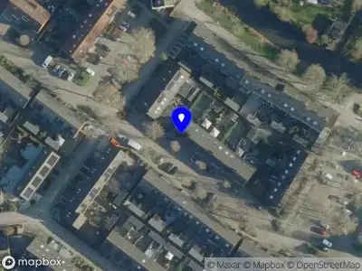 Ambulance met grote spoed naar de Elisabeth Kuyperstraat in Gorinchem